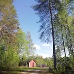 Resort Old Pine Husky