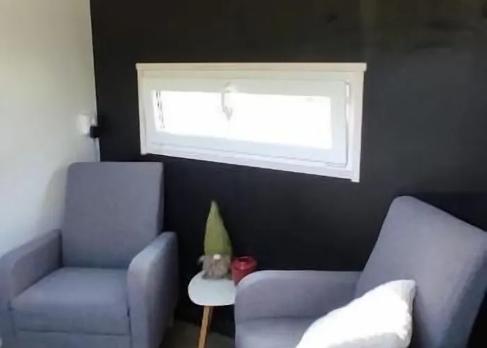 Resort Old Pine Husky